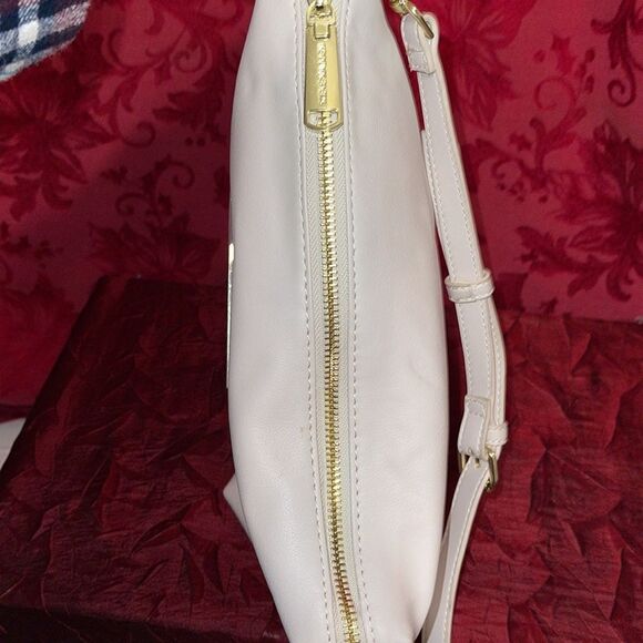 Steve Madden‎ White Cross Body Shoulder Bag….Like New - Picture 14 of 15